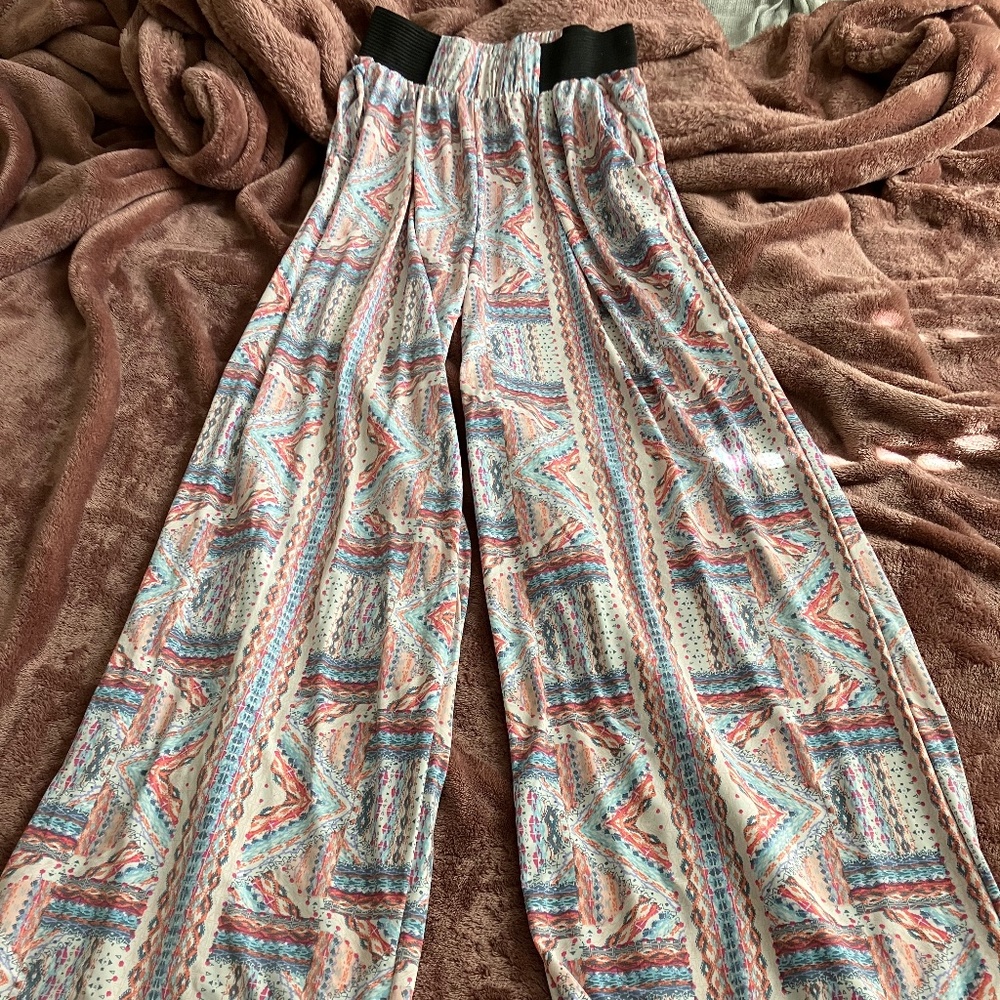 Multi-colored Palazzo-style pants